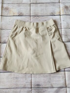 Cat & Jack Cream A-Line Skort with Side Button Detail
